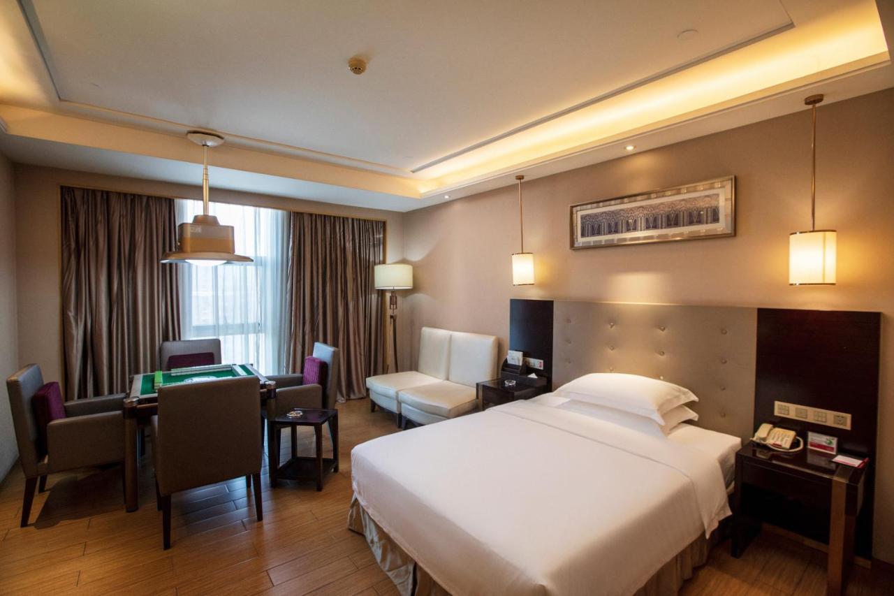 Hotel Ramada Yiyang Taojiang Zewnętrze zdjęcie