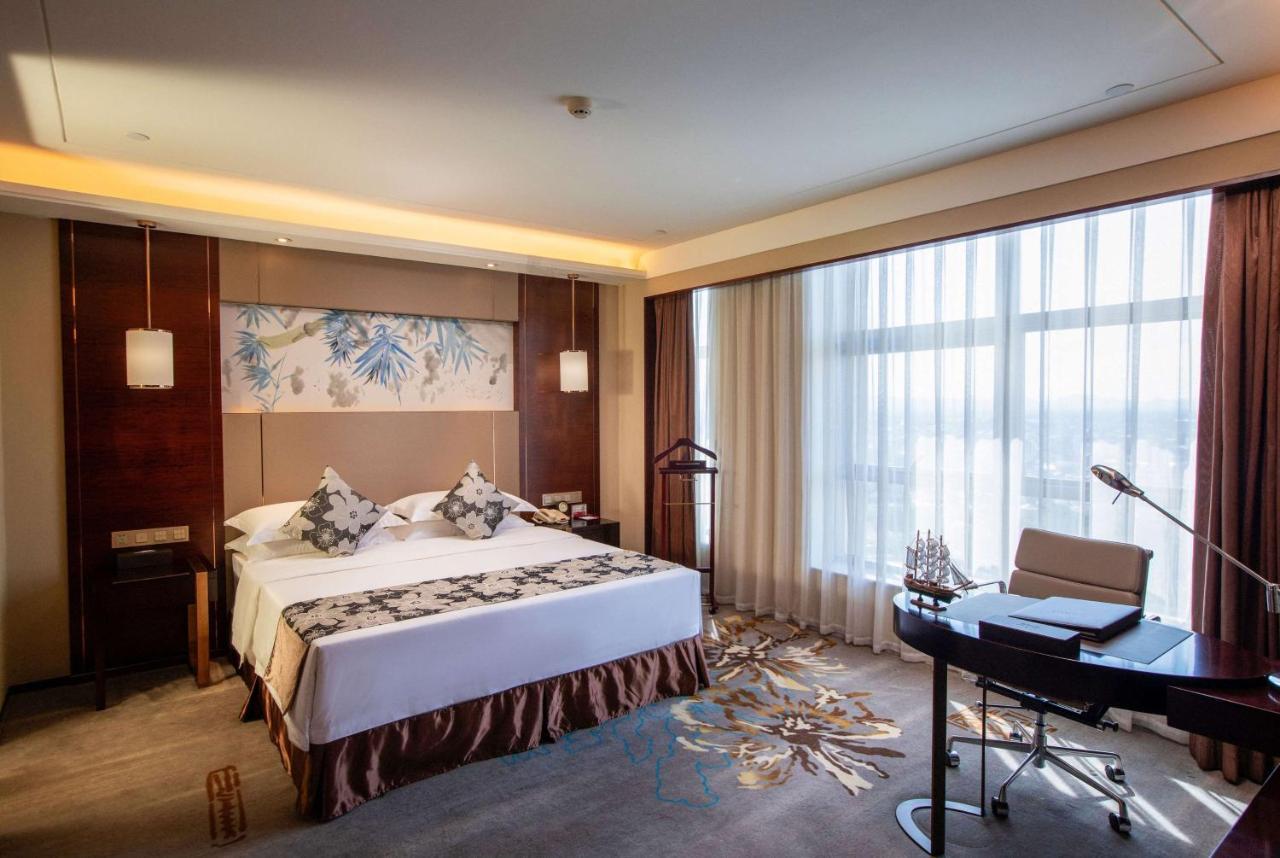 Hotel Ramada Yiyang Taojiang Zewnętrze zdjęcie