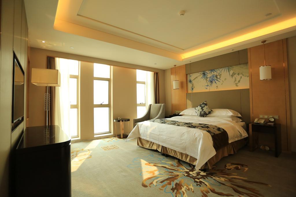 Hotel Ramada Yiyang Taojiang Zewnętrze zdjęcie